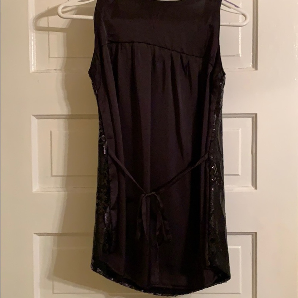 Sequin Top - Picture 2 of 3